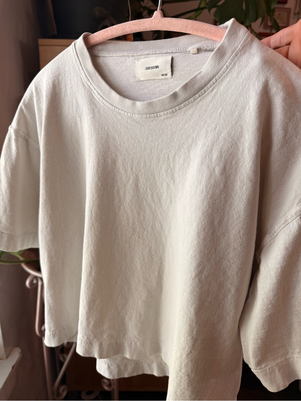 Joah Brown Boxy Cropped Tee Soft White - Picture 13 of 13